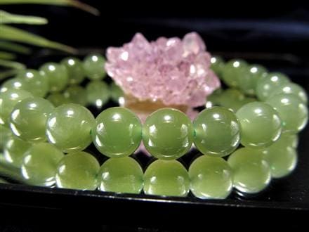 ☆特別入荷！☆良好品質！濃色グリーン☆中国至宝が解禁！「和田玉 