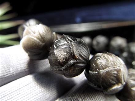 ☆神秘的で気品ある白銀シラー☆極楽浄土に咲く花！ロータスモチーフ