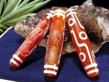 ☆運を味方につける守護天珠☆瑪瑙×観音菩薩彫刻☆チベット発祥の