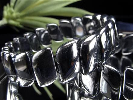 【はくとん( 'ω')ŧ‹\"ŧ‹\"】高純度テラヘルツ鉱石のシンプルブレス 高純度 テラヘルツ鉱石 ブレスレット 8mm パワーストーン