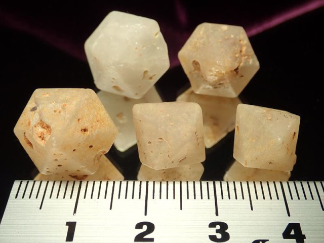 ベータ水晶高温水晶ベータクォーツ