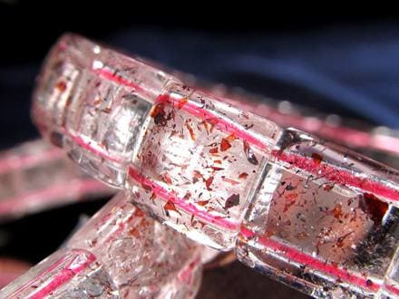 ◇限定2本のみ！◇透明感あふれる結晶に苺色の彩り◇愛らしさと高級感