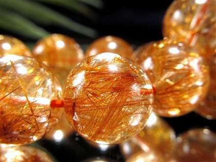 ルチル貔貅（オレンジ）貴重です！ ルチルクォーツ 貔貅 ヒキュウ 彫物 風水 開運祈願 金運祈願 開運 金運