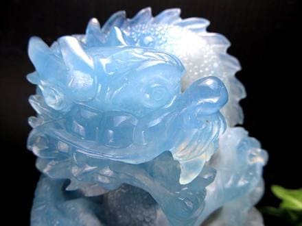 希少 アクアマリン 龍 手彫り 置物 約10.6cm パワーストーン 龍神 ◇豪華絢爛な龍神彫刻◇爽快感あふれるアクアブルー◇大吉開運・商売