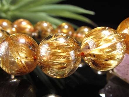 ◇至極の逸品◇濃密な金針が放つ圧倒的な輝き◇超透明クリアクォーツが