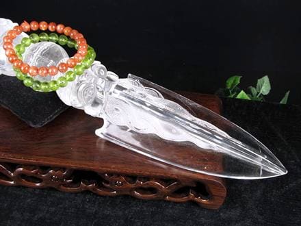 ◇繊細迫力彫刻！超特大サイズ！◇希少な天然ヒマラヤ水晶使用◇魔障を