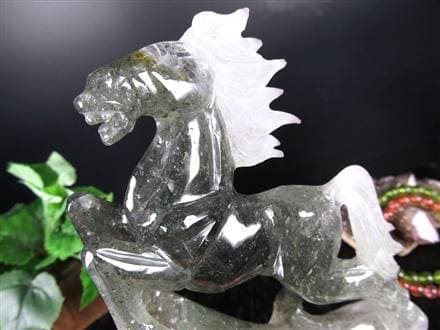 ◇繁栄を呼び込むシンボル！馬モチーフ◇天然水晶原石使用◇生命力