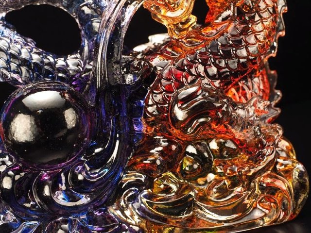 ☆大吉開運！玉付き龍神☆八卦の象徴の四本爪龍☆レインボーカラーの龍