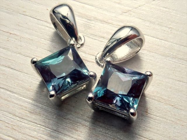 ◇希少！神秘のカラーチェンジ◇流通量僅か◇人工
