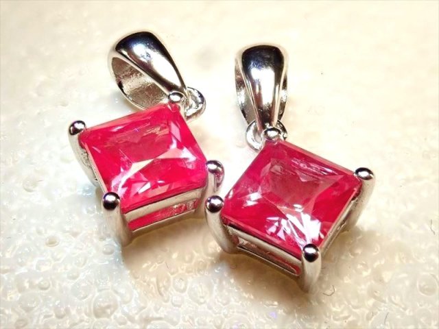 ◇希少！神秘のカラーチェンジ◇流通量僅か◇人工アレキサンドライト