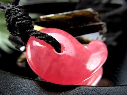 ◇極上品質！真紅の宝石勾玉◇熟練職人の手仕事◇日本製◇情熱的な恋を