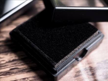 ◇ルースケース【ブラック】◇ペンダント、原石、宝石ルースに