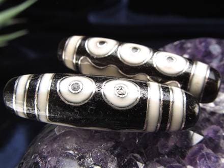 ◇黒×白×銀の美しき調和◇希少！馬蹄痕入り◇銀との組み合わせでパワー