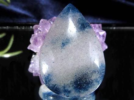 青苺 ◇数量限定入荷！◇つぶつぶ可愛い「青苺水晶」◇心の鎮静化・集中の石