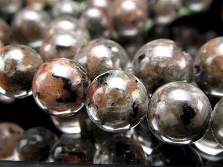 ☆一連☆超特価！☆ブラックライトで光る神秘の輝き☆話題の発光石