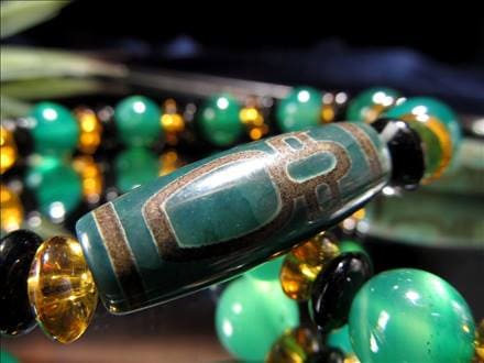 ◇人気！天珠アクセサリー◇目を引くデザインネックレス◇チベット発祥