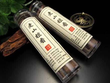 ◇吉兆の雲をあらわす「祥雲」型◇中国の伝統的なお香◇沈香＆天然植物
