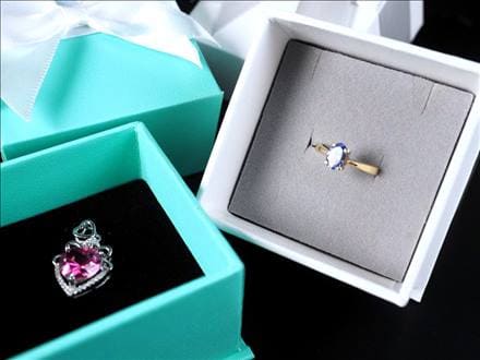 ☆リボンをあしらった上品ボックス☆指輪用 化粧箱☆1個200円☆ギフト