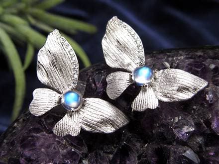 月の隕石 ムーンパウダー 14K 究極の6月誕生石 月の粉 6月