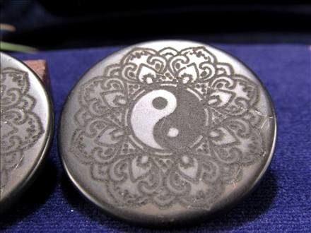 ◇神聖幾何学デザイン◇地球上で唯一の天然フラーレンを含む希少鉱物