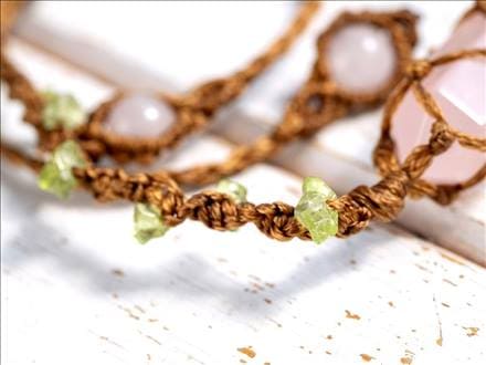 ◇人気！手編みアクセサリー◇サイズ調整可能◇豪華！天然石2種使用