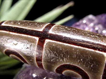 希少！黒鳶赤紋四眼天珠馬蹄痕付 ◇流通量が少ない激レア品！◇最高級！馬蹄痕天珠◇黒鳶赤紋