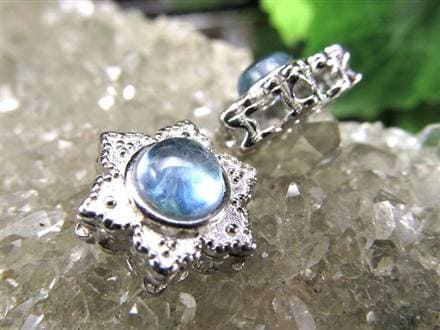 ◇天然石×アクセントデザイン◇ペンダントやブレスにもおすすめ