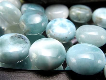 ☆ぷっくりコイン型☆超人気！☆ブルー＆ホワイト☆カリブ海の宝石☆三