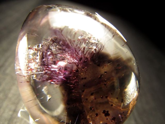 水入り水晶　キラキラ　大きめ　天然石 楽天市場】【一点もの/超希少！】水入り水晶（ウォーターイン