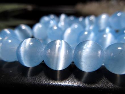 ☆一連☆抜群のキャッツアイ効果☆お買い得品質☆天然染色☆シアン