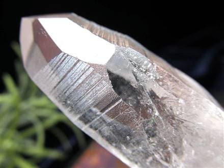 レムリアンシードクリスタル 1282ｇ　（シンギング） ☆古代の叡智を封じ込めた水晶☆別名シンギングクリスタル☆清らかな力