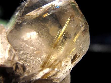 ◇黄金ルチル結晶◇母岩付き迫力原石◇ヘマタイト共生◇金運・財運の