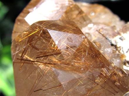 ◇黄金ルチル結晶◇母岩付き迫力原石◇ヘマタイト共生◇金運・財運の