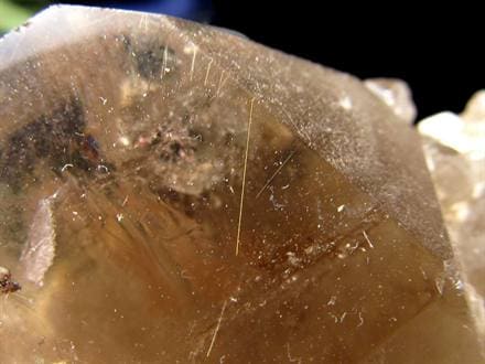 ◇黄金ルチル結晶◇自然美あふれる結晶原石◇金運・財運の象徴◇天然石