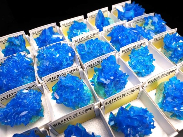 ◇フランス展示会商品◇美品！ミニ原石◇目が覚める程に美しい◇鮮やか