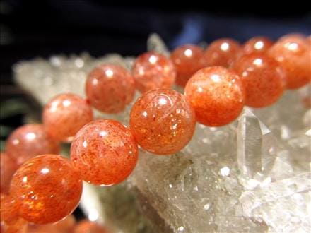 ☆一連☆キラキラ濃いオレンジ☆AAA☆サンストーン【日長石  