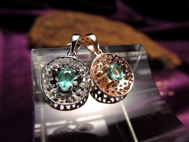 ザンビア産 ホワイトキャップアメジストクラスター ザンビア産 ホワイトキャップアメジストクラスター ザンビア産