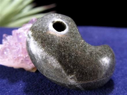 ◇三種の神器「勾玉」◇神秘の鉱石・天照石◇証明書付属【個体識別番号