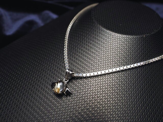 ◇超人気！天使ペンダントトップ◇ゴールドルチルクォーツ エンジェル