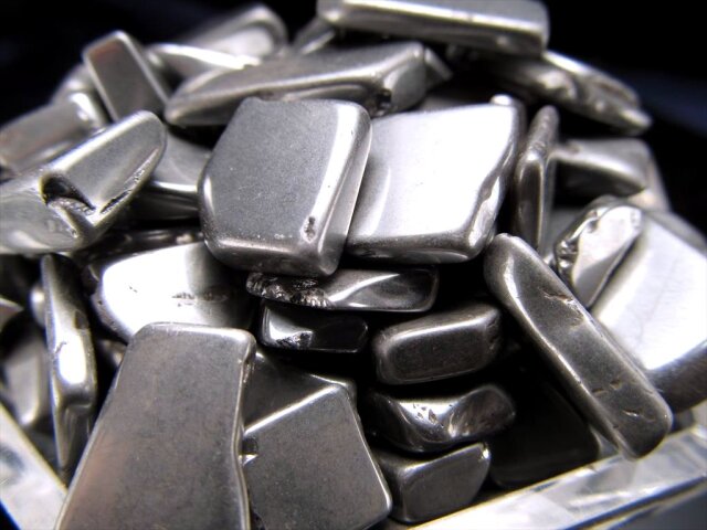 ◇激レア！つやつや光沢！◇角丸タイプ！◇高純度 テラヘルツ鉱石