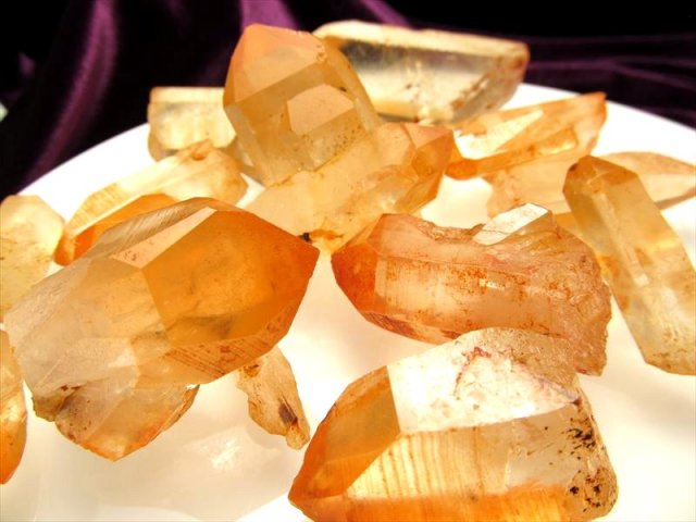 ◆オレンジ色美しい蜜柑水晶◆アメリカ・ツーソン展示会商品◆上質タンジェリンクォーツ【蜜柑水晶】ポイント詰め合わせ◆ 約500グラム入り ◆ブラジル産◆
