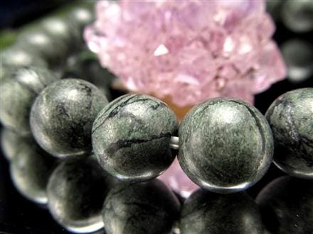 ◇神々が住む地！アイヌの人々の聖地から採掘される日本石◇味わい深い