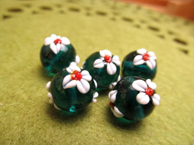 ◇一連◇可愛らしいデザインいっぱい♪◇昔ながらの人工ビーズ