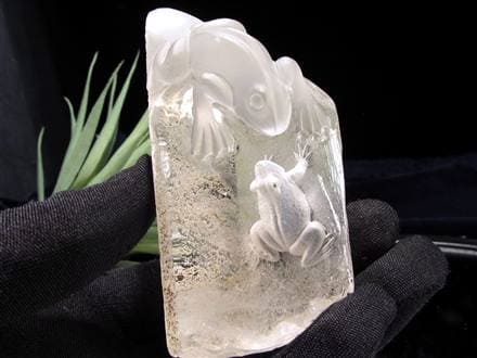 ☆飛躍と財運を呼ぶ蛙！☆風水開運置物☆太古から親しまれた万能