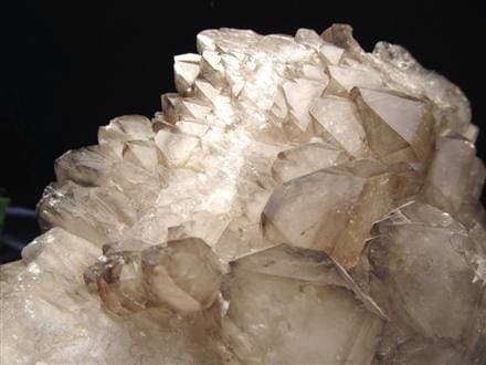 ◇ゴツゴツとした力強い原石◇複数の結晶により創り出された造形美