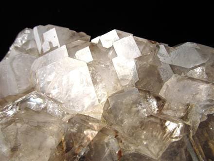 ◇ゴツゴツとした力強い原石◇複数の結晶により創り出された造形美