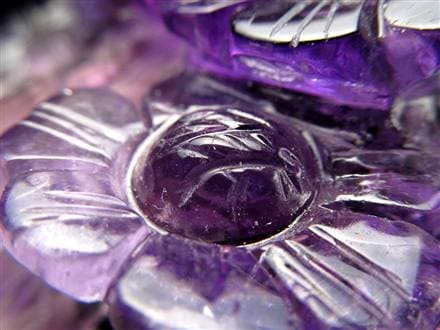 ☆神秘的ラベンダーグラデーション☆繁栄と開花を象徴する花彫刻☆月の