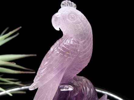 ☆優雅な佇まいの守護鳥☆美しきラベンダーカラーの彫刻美☆花