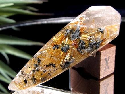 ☆爆発的な存在感！太陽放射ルチル☆極上針入り水晶☆圧巻の放射状結晶