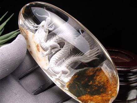 ◇龍神の息吹を宿す逸品◇大迫力！極みの彫刻◇庭園水晶×立体